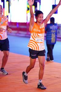 BIB: 211, 22794
                            <button type="button" onclick="openModal(22845259)" class="btn btn-primary btn-sm float-right btn-popup" data-toggle="modal" data-target=".modal-high-quality">
                        <i class="fas fa-shopping-cart"></i> Add to Cart
                    </button>
                                            <button type="button" onclick="isThisMe(22845259, true)" class="btn btn-success btn-sm float-right btn-popup btn-isme hidden" data-toggle="tooltip" data-placement="bottom" title="นี่คือรูปของคุณใช่ไหม คลิกที่นี่เพื่อเอาเข้าอัลบั้ม">
                        <i class="fas fa-plus"></i> Add to album
                    </button>
                    <button type="button" onclick="isThisMe(22845259, false)" class="btn btn-warning btn-sm float-right btn-popup btn-isnotme hidden">
                        <i class="fas fa-ban"></i> Remove from album
                    </button>